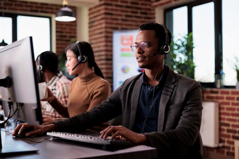 Curso grátis de operador de telemarketing