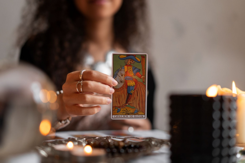 Aplicativo para consulta de Tarot grátis com revelações imediatas no celular 4 Consulta de Tarot grátis